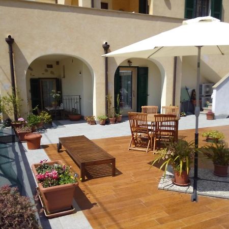 Casa Papaveri Rossi Finale Ligure Exterior foto